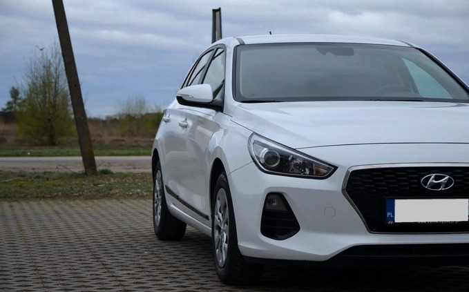 Hyundai I30 cena 46900 przebieg: 145000, rok produkcji 2018 z Sochaczew małe 326